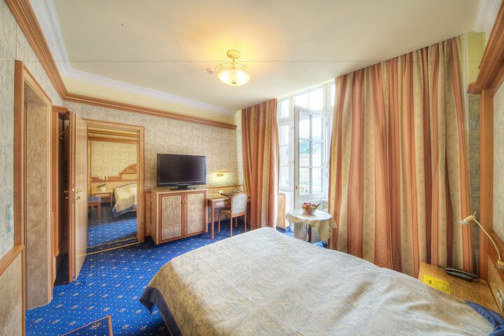Room 12 of 55