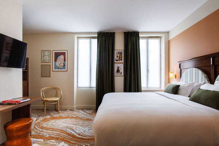 Room 18 of 51