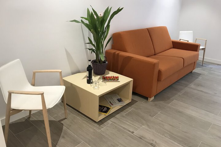 Room 8 of 15