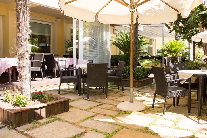 Terrace/Patio 52 of 53