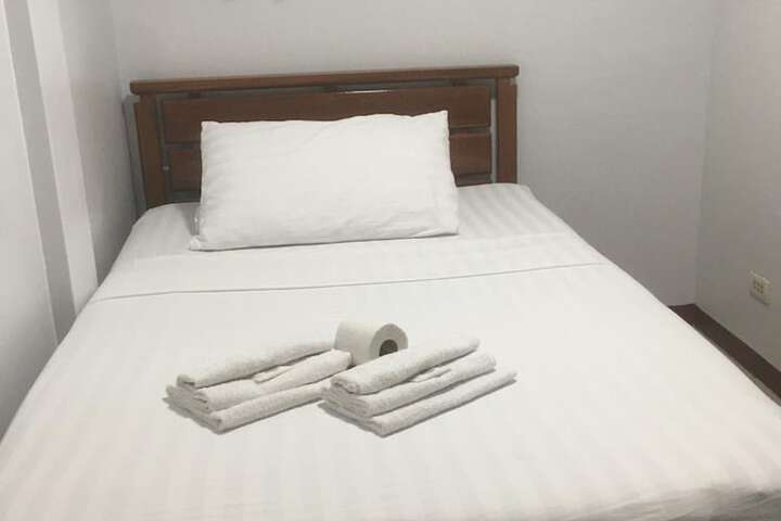 Room 19 of 25