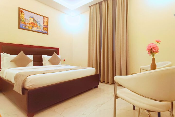 Room 28 of 95