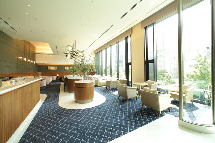 Hotel Lobby