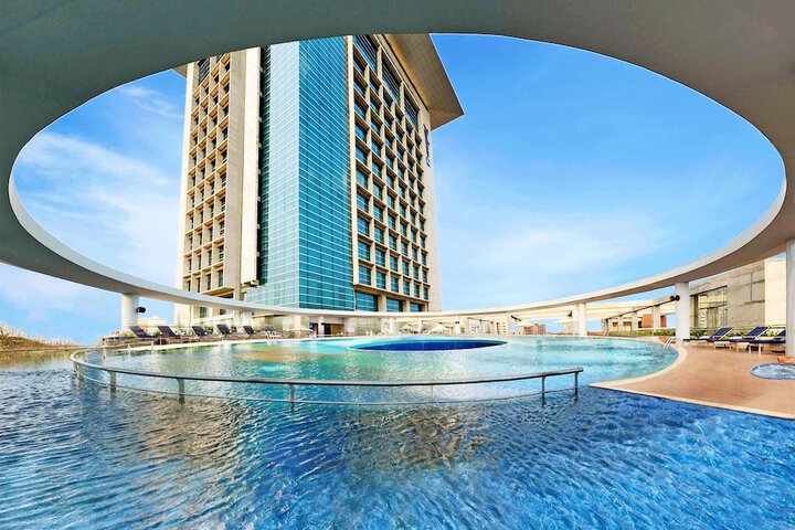 Pool 43 of 74