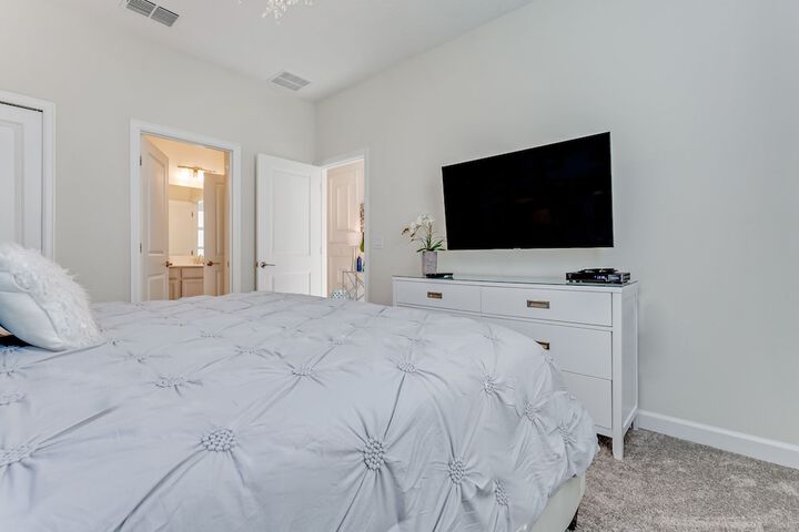 Room 16 of 70