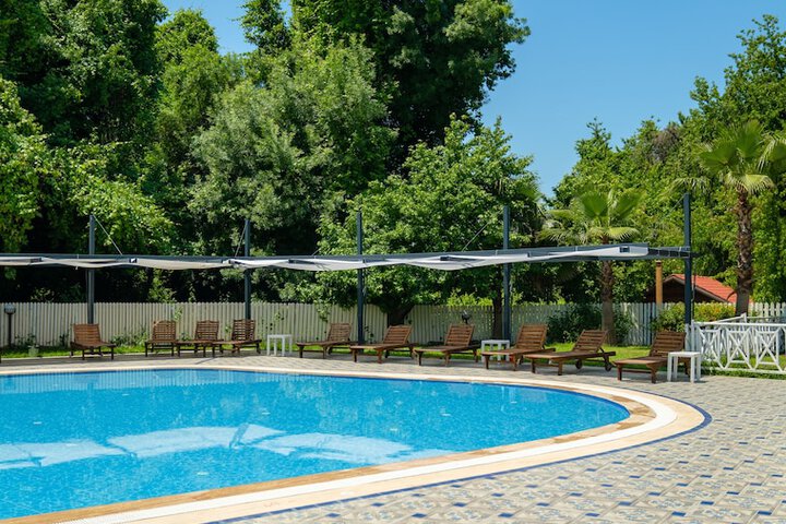 Pool 36 of 132
