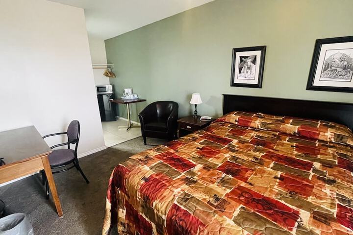 Room 9 of 132