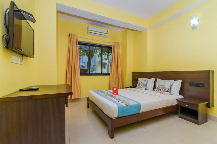 Room 12 of 24