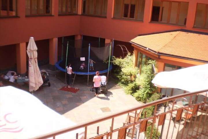 Children's play area - outdoor