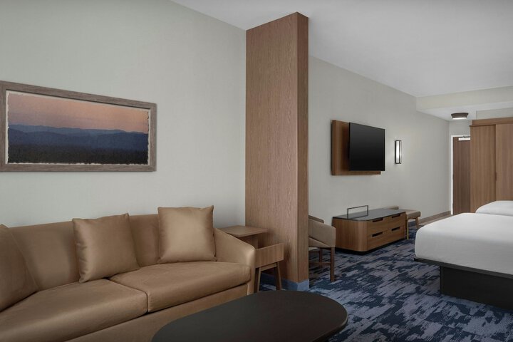 Room 12 of 42