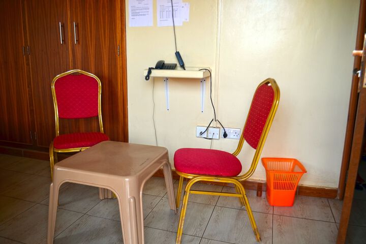 Room 12 of 43
