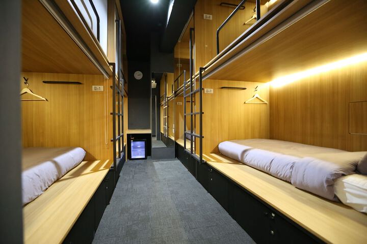Room 10 of 51
