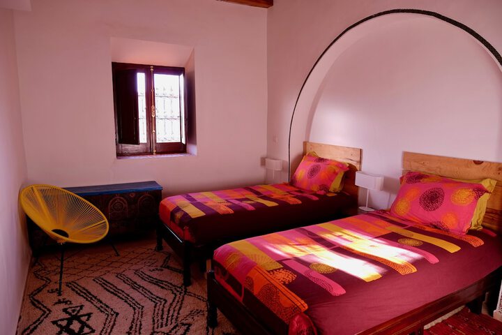 Room 2 of 34