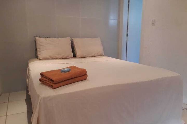 Room 6 of 11