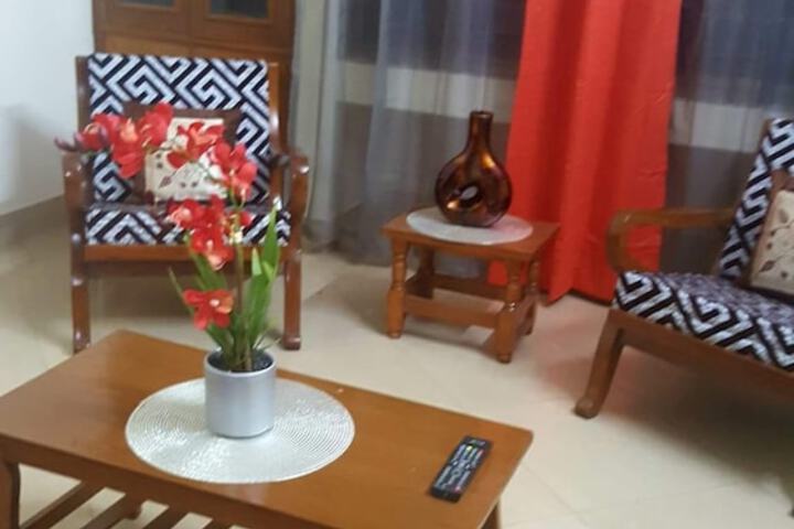 Room 6 of 10