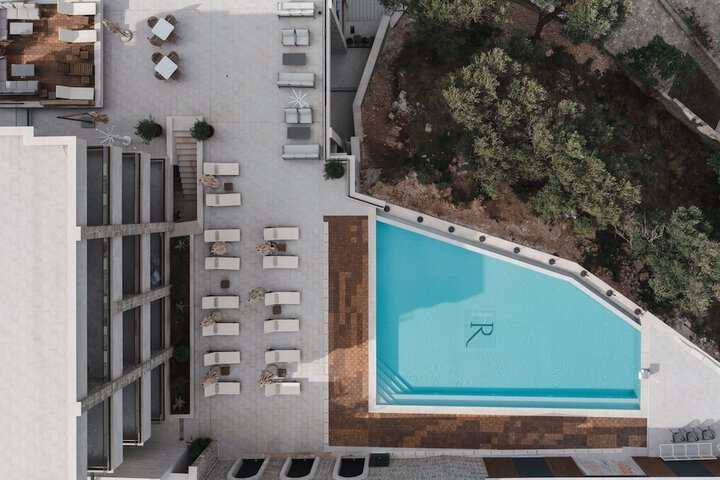 Hotel 196 of 198
