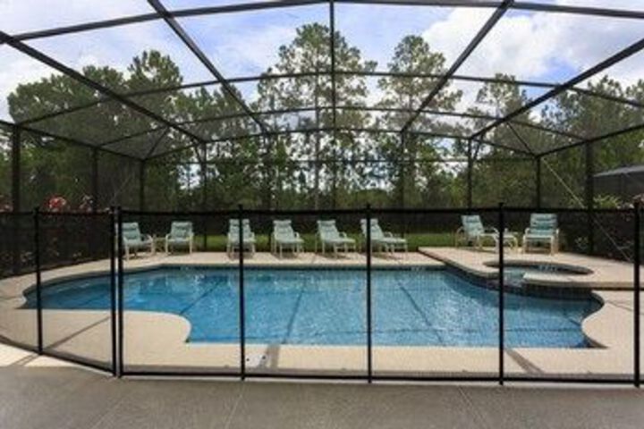 Pool 26 of 35