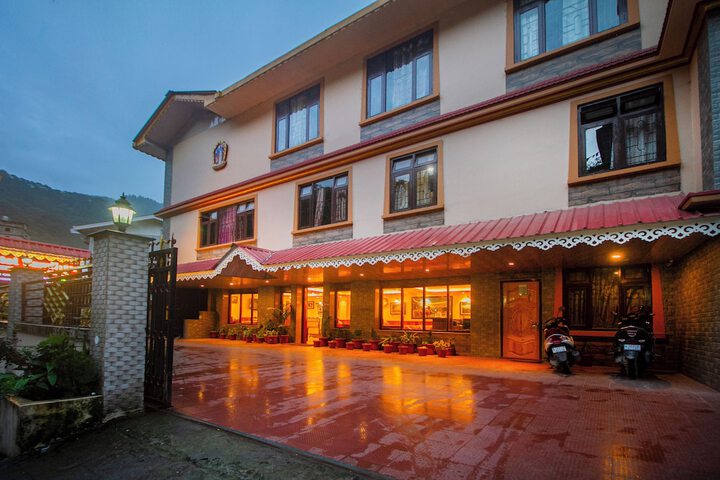 Hotel Samlhen by Apsara Group of Hotels