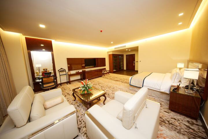 Room 42 of 70