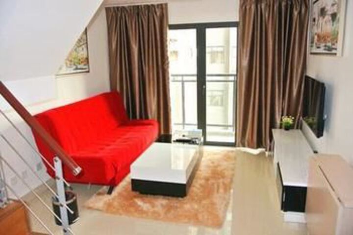 Room 4 of 40