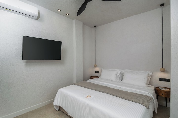 Room 14 of 88