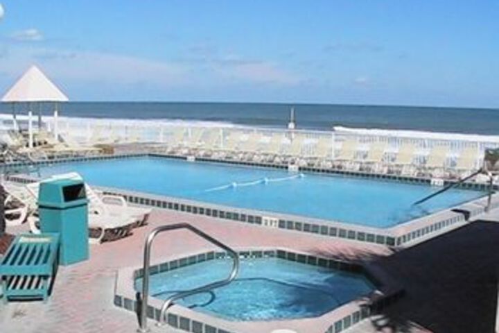 Pool 18 of 21