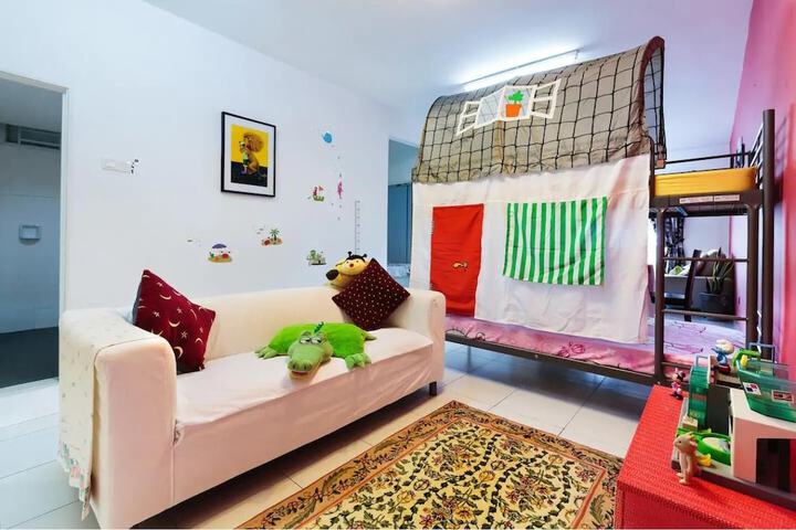 Room 7 of 29