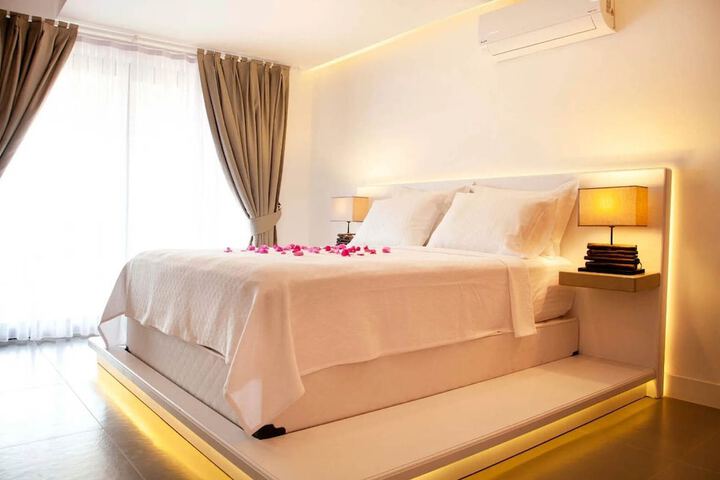 Room 5 of 35