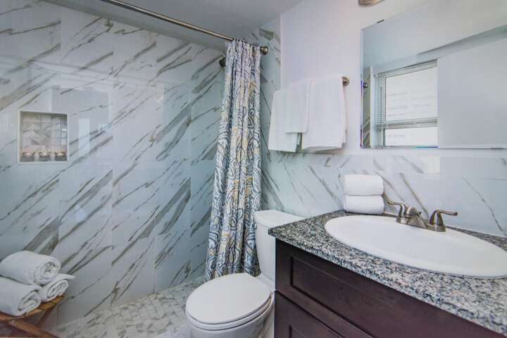 Room 123 of 157