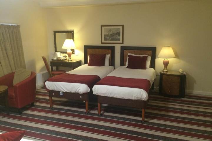 Room 26 of 54