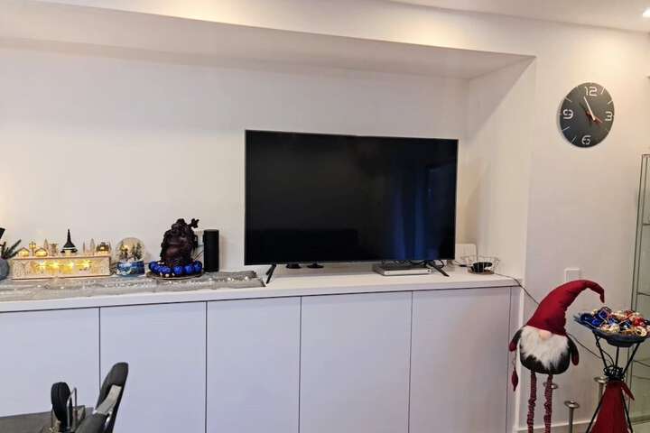 Room 12 of 51
