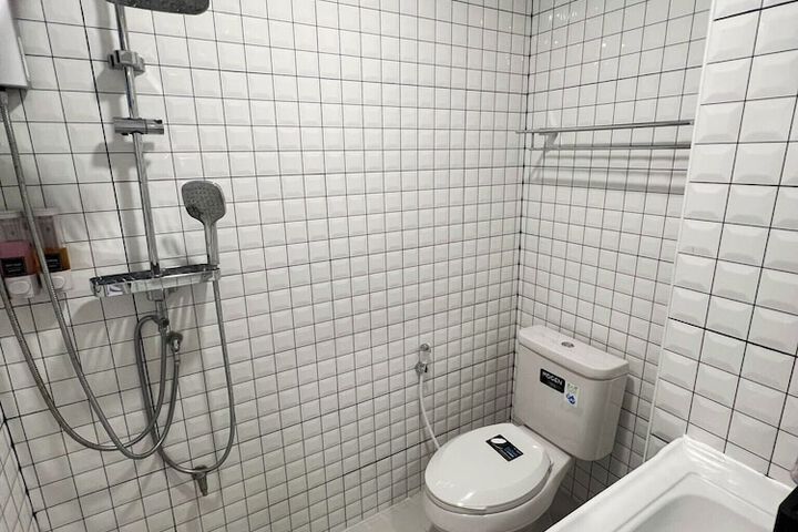 Room 86 of 94