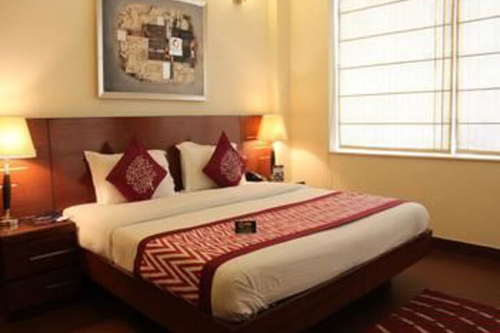 Room 5 of 28