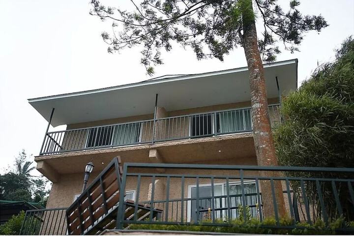 Hotel 16 of 16