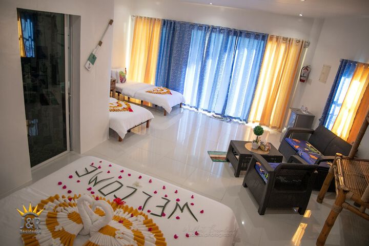 Room 30 of 63