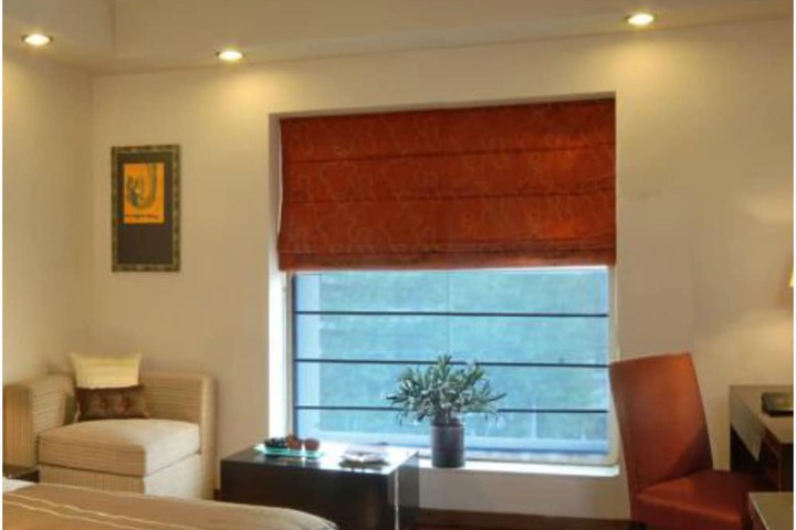 Room 3 of 44