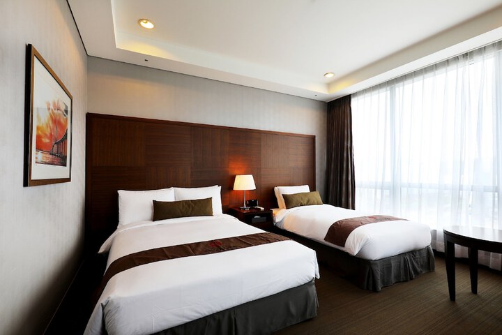 Room 20 of 32