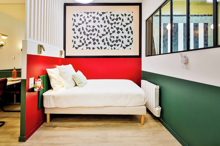 Room 7 of 270