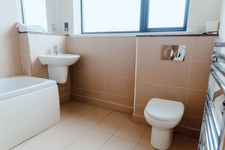 Room 44 of 48
