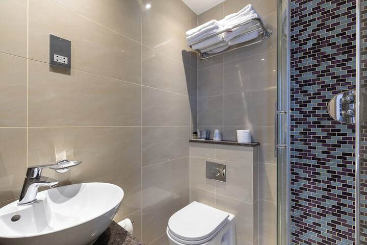 Bath Interior