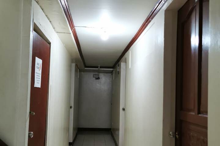 Ballroom/Hall 26 of 31