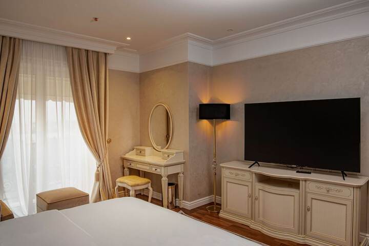 Room 19 of 85