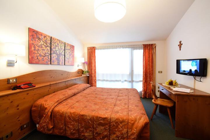 Room 17 of 67