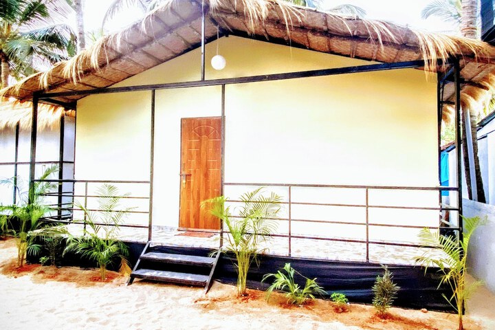 Room 4 of 23