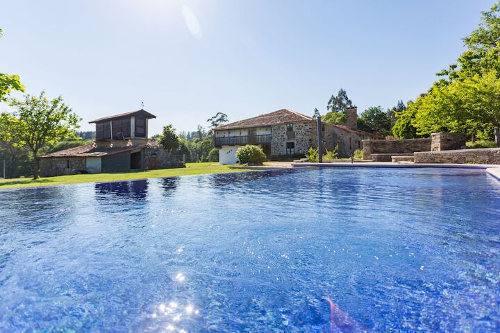 Pool 68 of 107