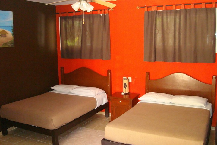 Room 2 of 35