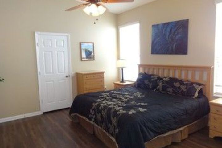 Room 10 of 43