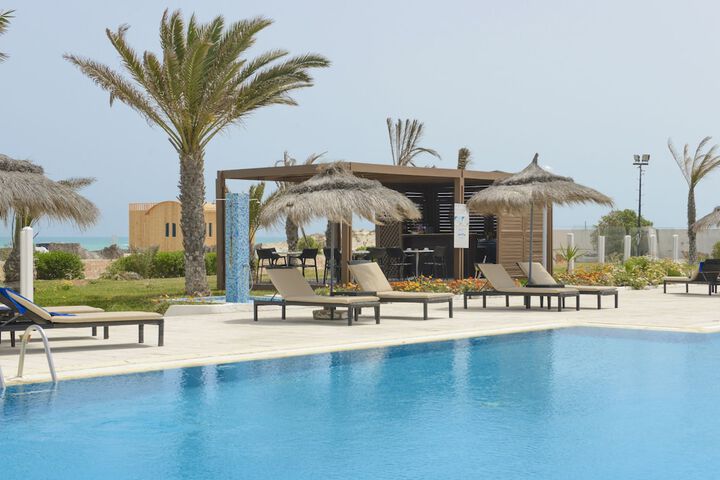 Hotel Pool