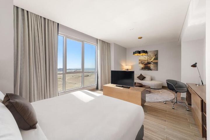 Room 4 of 31