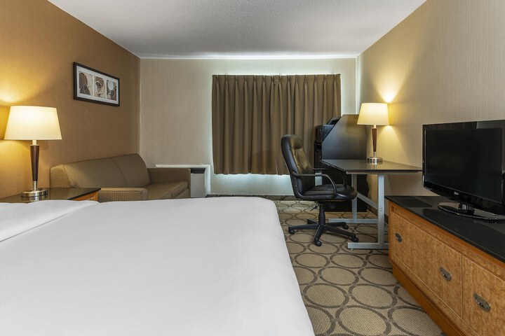 Room 13 of 40